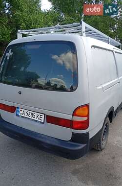 Минивэн Kia Pregio 2004 в 