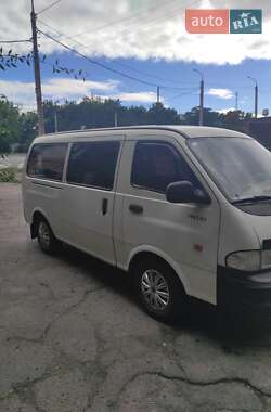Минивэн Kia Pregio 2001 в 