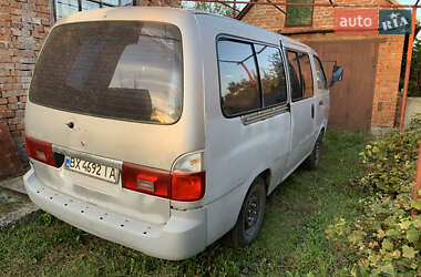 Мінівен Kia Pregio 2005 в 