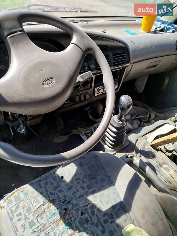 Мікроавтобус вантажний (до 3,5т) Kia Pregio 2001 в 