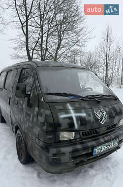 Минивэн Kia Pregio 2003 в Тростянце