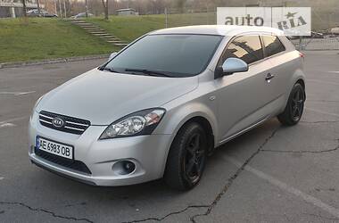 Хетчбек Kia ProCeed 2008 в Кривому Розі