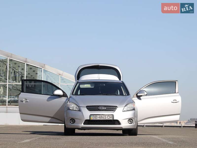 Купе Kia ProCeed 2008 в Киеве