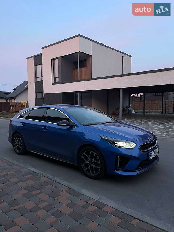 Універсал Kia ProCeed 2019 в Ужгороді