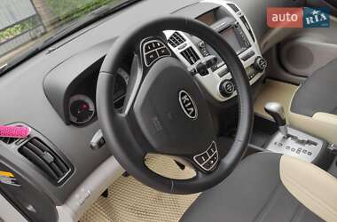 Хэтчбек Kia ProCeed 2008 в Черновцах