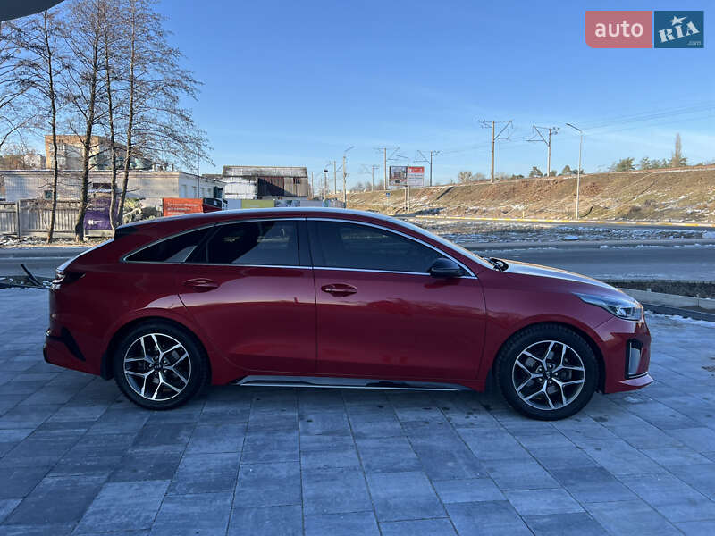 Универсал Kia ProCeed 2019 в Киеве