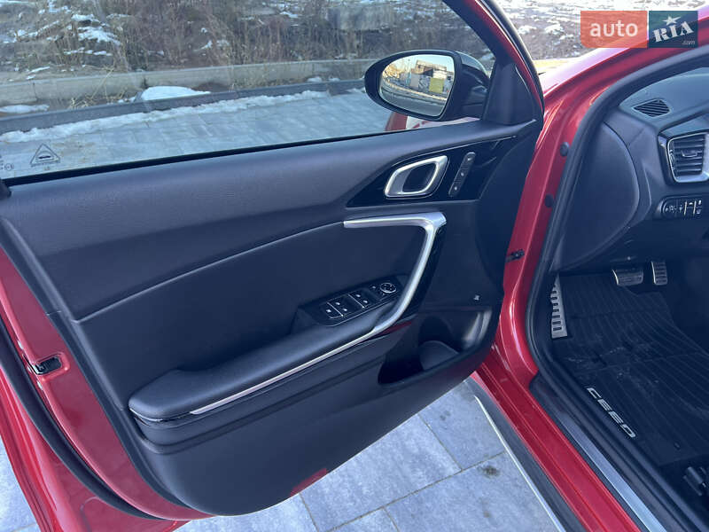 Универсал Kia ProCeed 2019 в Киеве