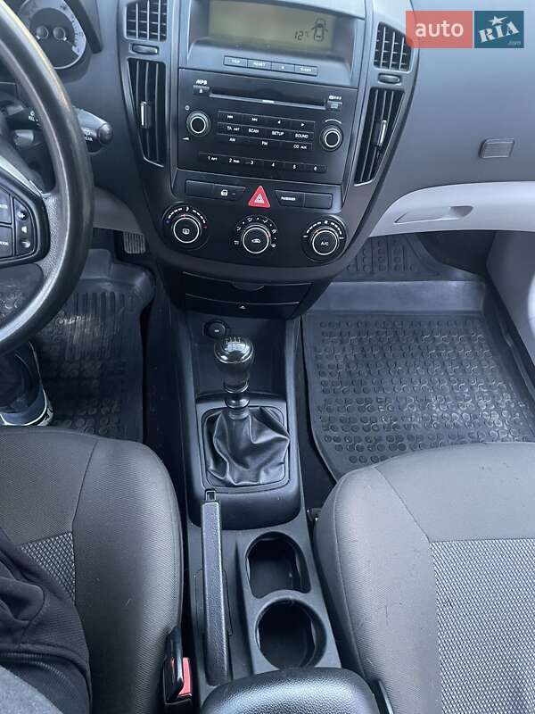 Хетчбек Kia ProCeed 2008 в Дрогобичі