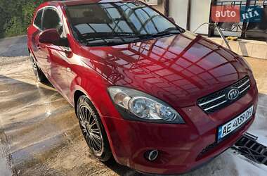 Хэтчбек Kia ProCeed 2008 в Днепре
