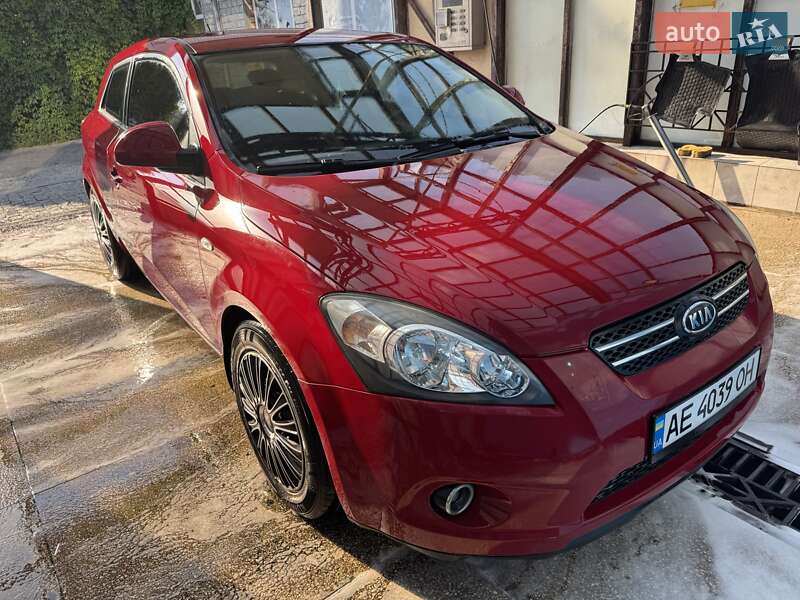 Kia ProCeed 2008
