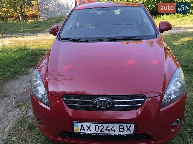 Хэтчбек Kia ProCeed 2008 в 