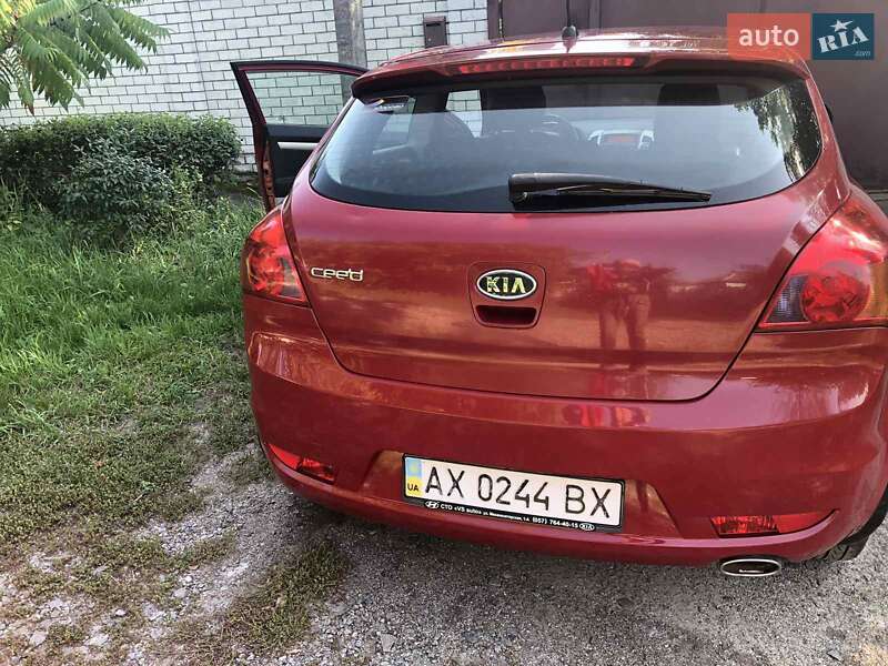 Хэтчбек Kia ProCeed 2008 в Харькове фото 3 Хэтчбек Kia ProCeed 2008 в Харькове