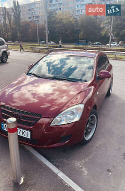 Хэтчбек Kia ProCeed 2008 в Киеве