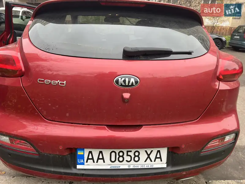 Kia ProCeed 2016 VIN U5YHN312BGL032011 фото оголошення 3 з 37