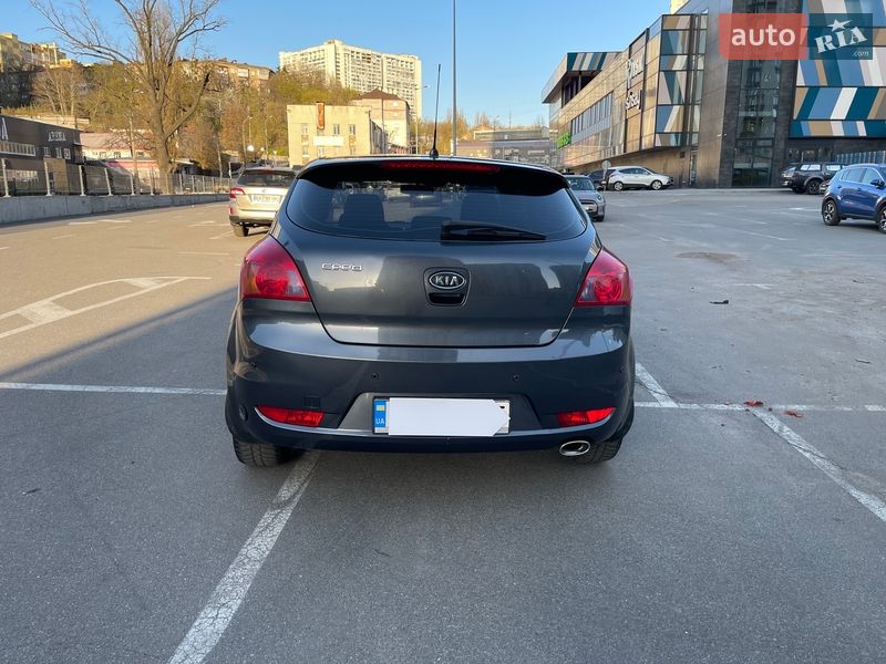 Хетчбек Kia ProCeed 2008 в Києві фото 7 Хетчбек Kia ProCeed 2008 в Києві