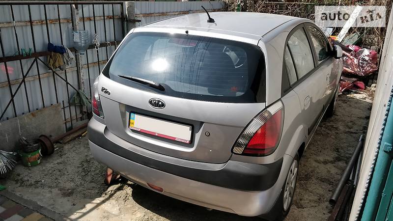 Kia Rio Hatchback 5D 2009 года