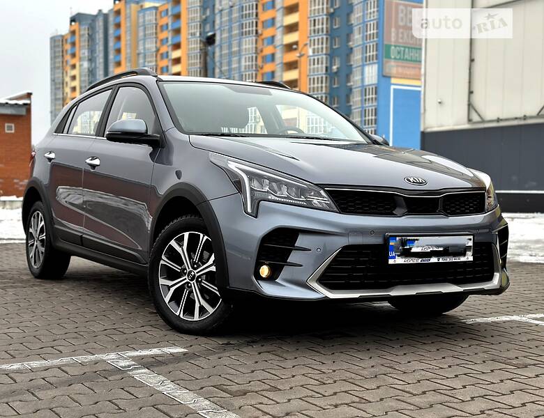 Позашляховик / Кросовер Kia Rio X-Line 2021 в 