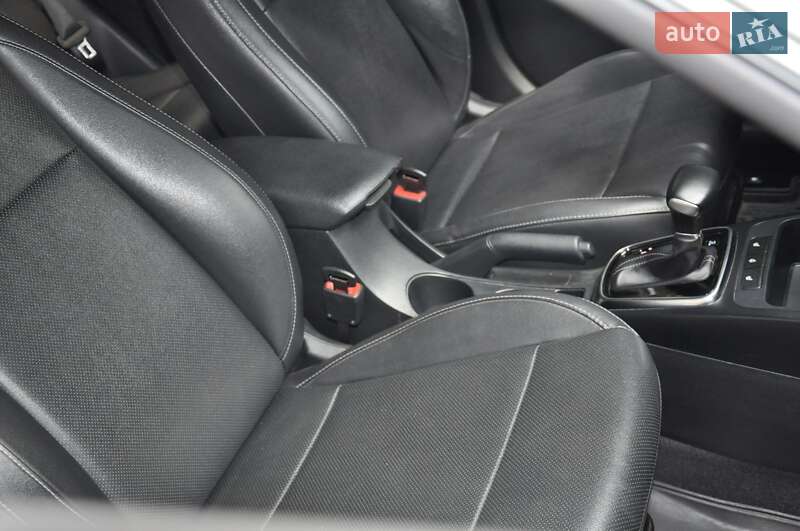 Позашляховик / Кросовер Kia Rio X-Line 2018 в Дніпрі фото 17 Позашляховик / Кросовер Kia Rio X-Line 2018 в Дніпрі