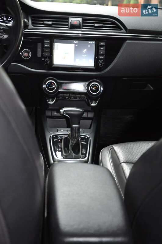 Позашляховик / Кросовер Kia Rio X-Line 2018 в Дніпрі фото 19 Позашляховик / Кросовер Kia Rio X-Line 2018 в Дніпрі