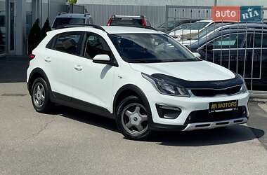 Внедорожник / Кроссовер Kia Rio X-Line 2018 в Киеве