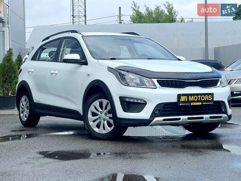 Внедорожник / Кроссовер Kia Rio X-Line 2018 в 