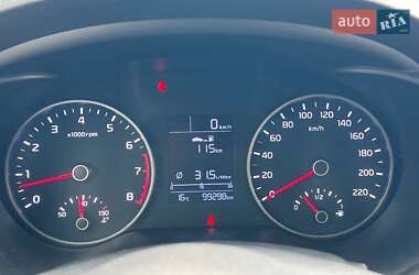 Внедорожник / Кроссовер Kia Rio X-Line 2018 в 