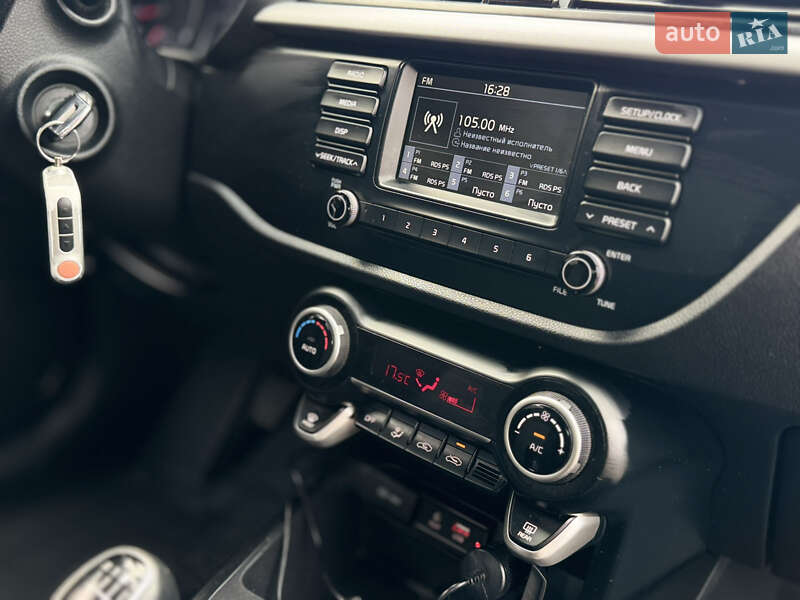 Внедорожник / Кроссовер Kia Rio X-Line 2019 в Полтаве