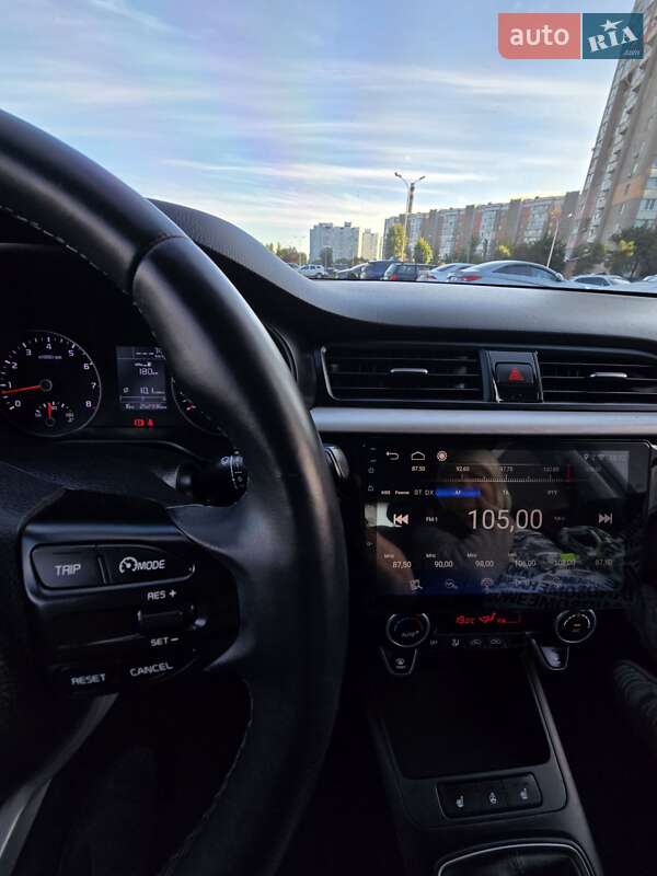 Внедорожник / Кроссовер Kia Rio X-Line 2018 в Черкассах