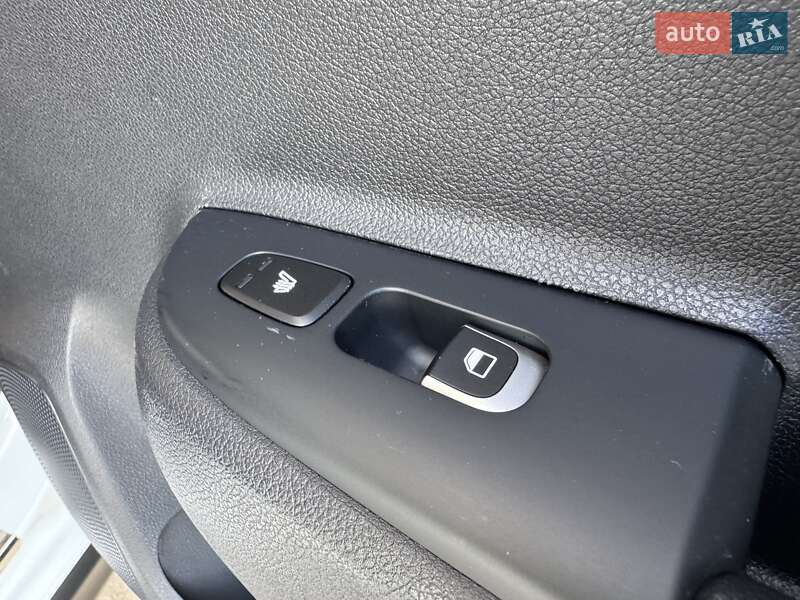 Позашляховик / Кросовер Kia Rio X-Line 2018 в Києві фото 15 Позашляховик / Кросовер Kia Rio X-Line 2018 в Києві