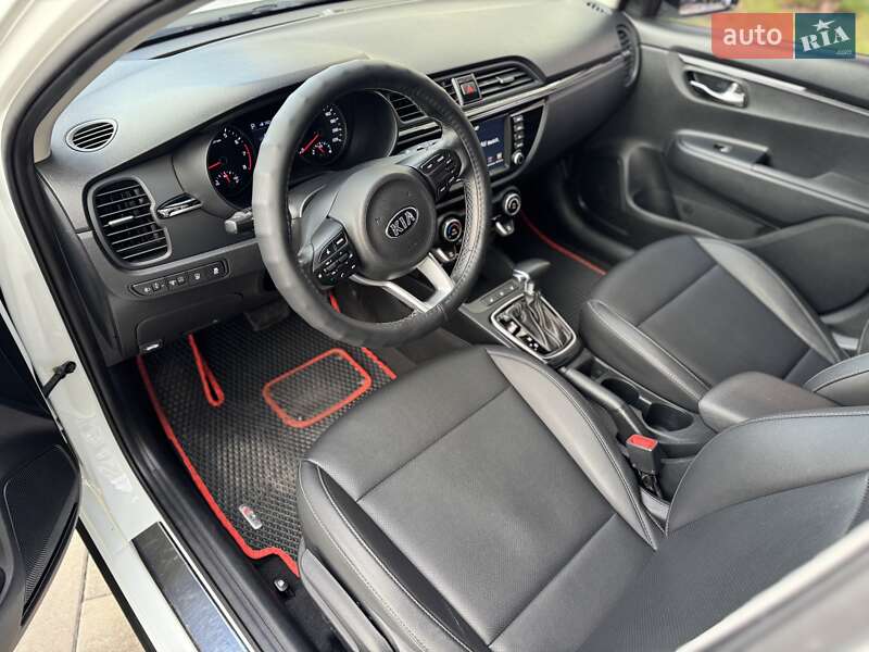Позашляховик / Кросовер Kia Rio X-Line 2018 в Києві фото 56 Позашляховик / Кросовер Kia Rio X-Line 2018 в Києві