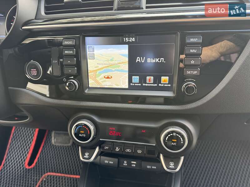 Внедорожник / Кроссовер Kia Rio X-Line 2018 в Киеве