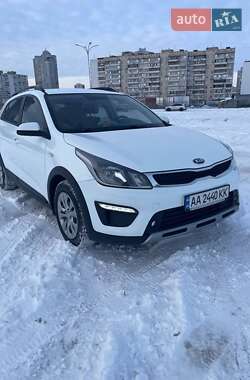 Внедорожник / Кроссовер Kia Rio X-Line 2018 в Киеве