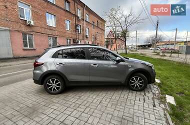 Внедорожник / Кроссовер Kia Rio X 2021 в 