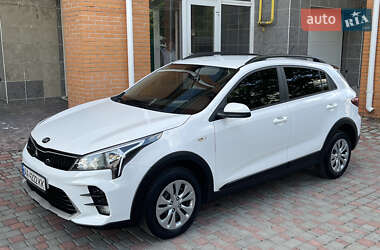 Kia Rio X 2021 Kia Rio X 2021