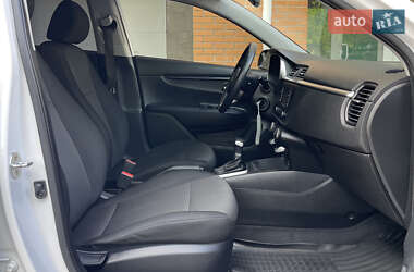 Позашляховик / Кросовер Kia Rio X 2021 в 