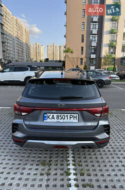 Внедорожник / Кроссовер Kia Rio X 2021 в 