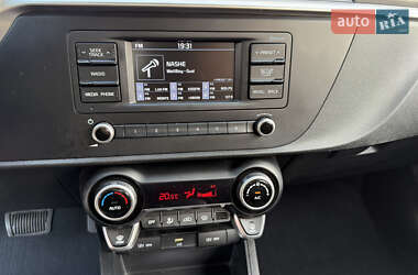 Внедорожник / Кроссовер Kia Rio X 2021 в 