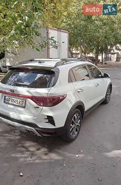 Внедорожник / Кроссовер Kia Rio X 2021 в 