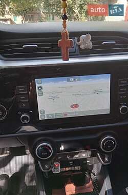 Внедорожник / Кроссовер Kia Rio X 2021 в 
