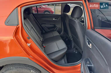 Внедорожник / Кроссовер Kia Rio X 2021 в 