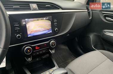 Внедорожник / Кроссовер Kia Rio X 2021 в Киеве