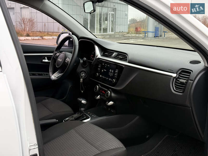 Позашляховик / Кросовер Kia Rio X 2022 в Мені фото 14 Позашляховик / Кросовер Kia Rio X 2022 в Мені