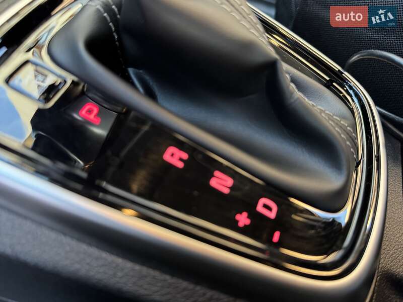 Позашляховик / Кросовер Kia Rio X 2022 в Києві