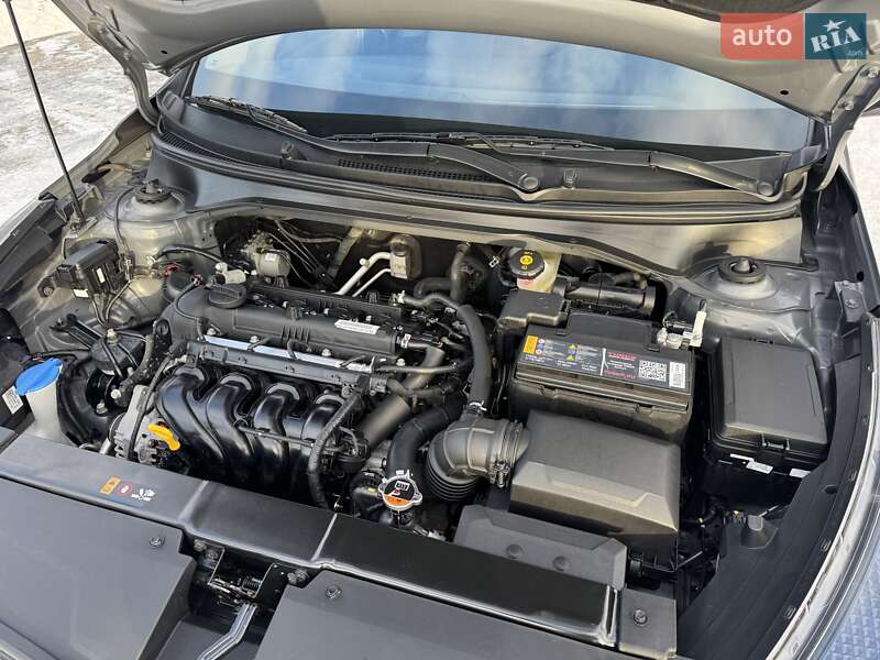 Позашляховик / Кросовер Kia Rio X 2022 в Києві