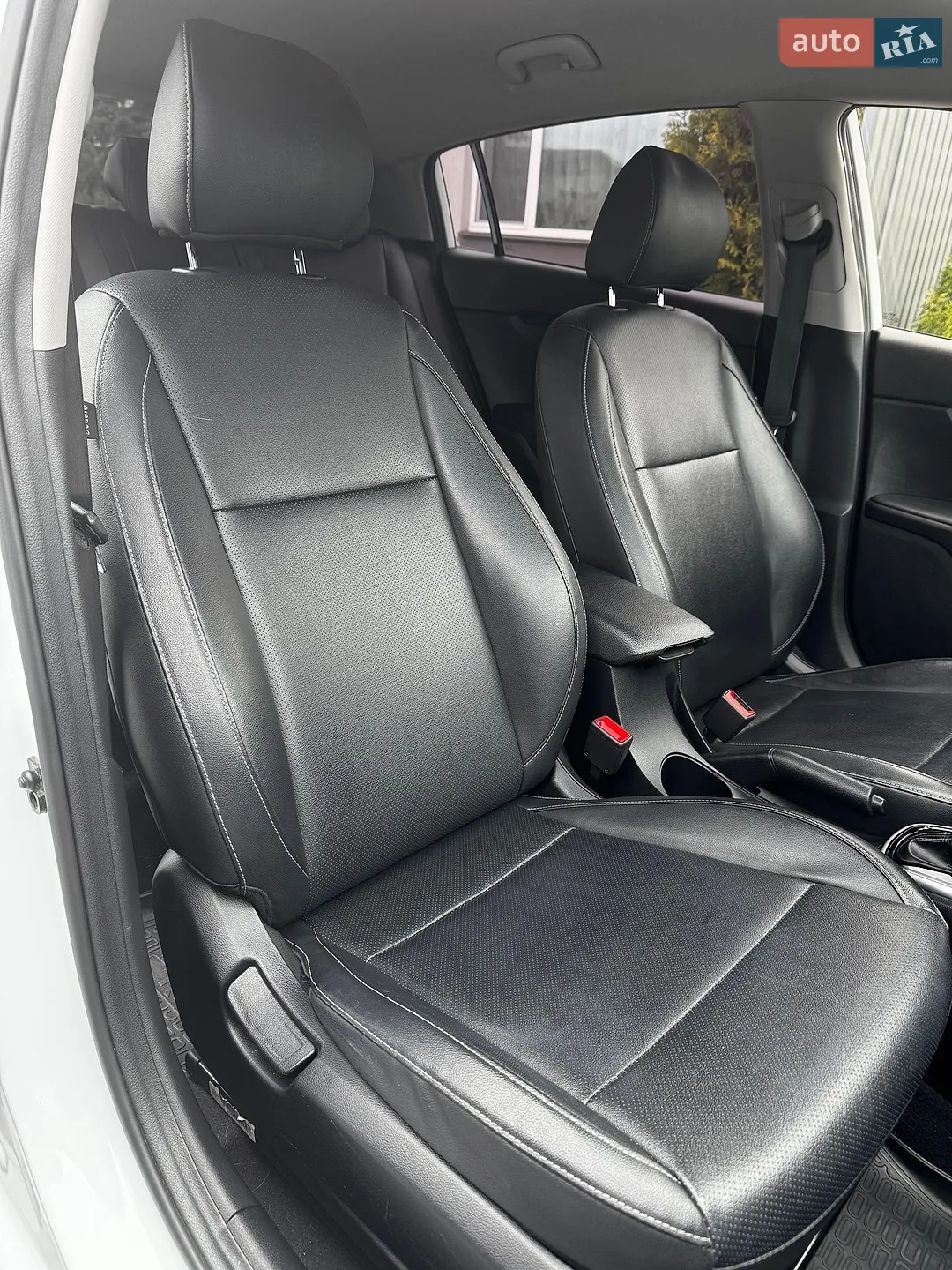 2021 Kia Rio - мініатюра 15