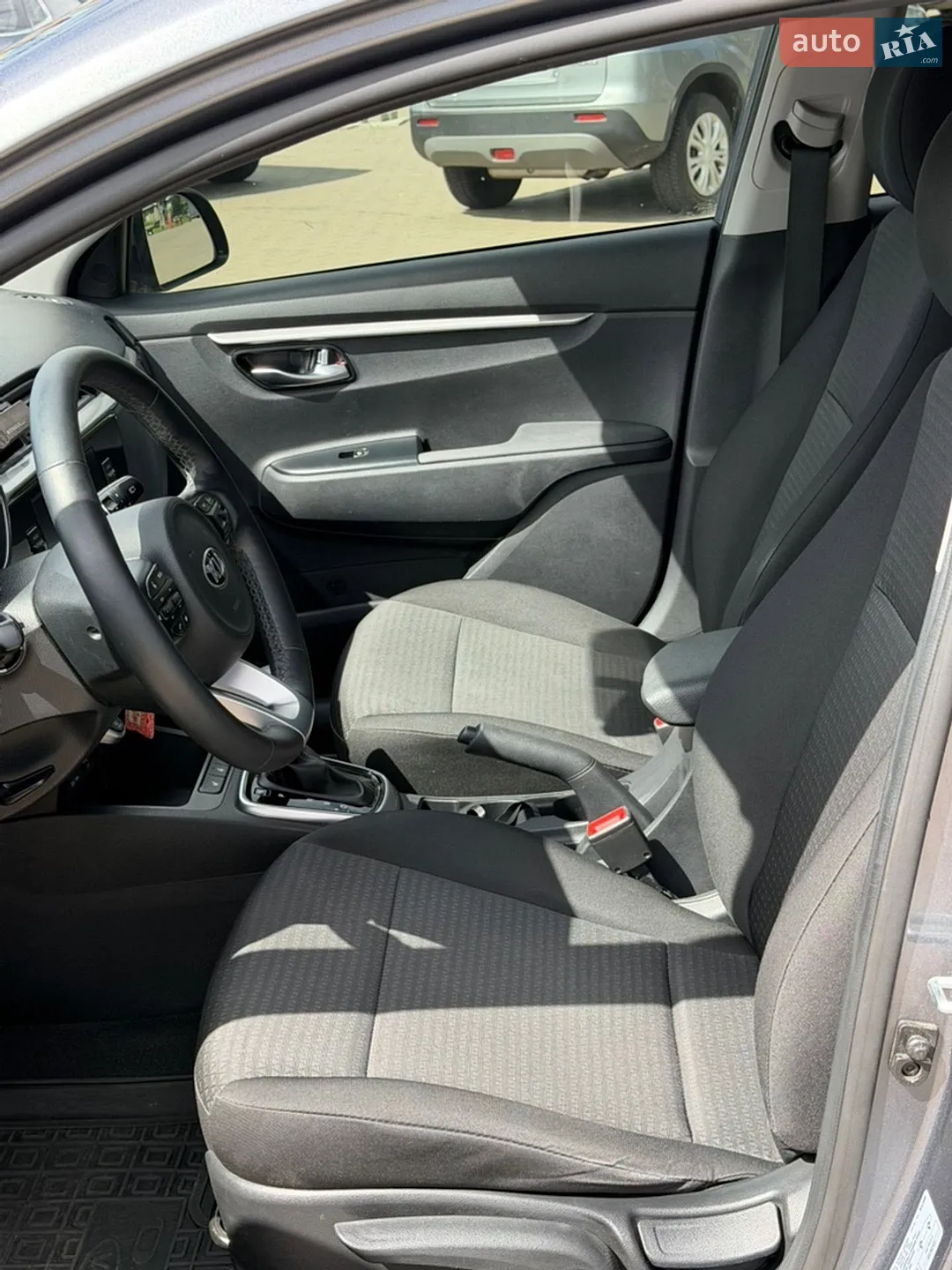 2021 Kia Rio - мініатюра 12