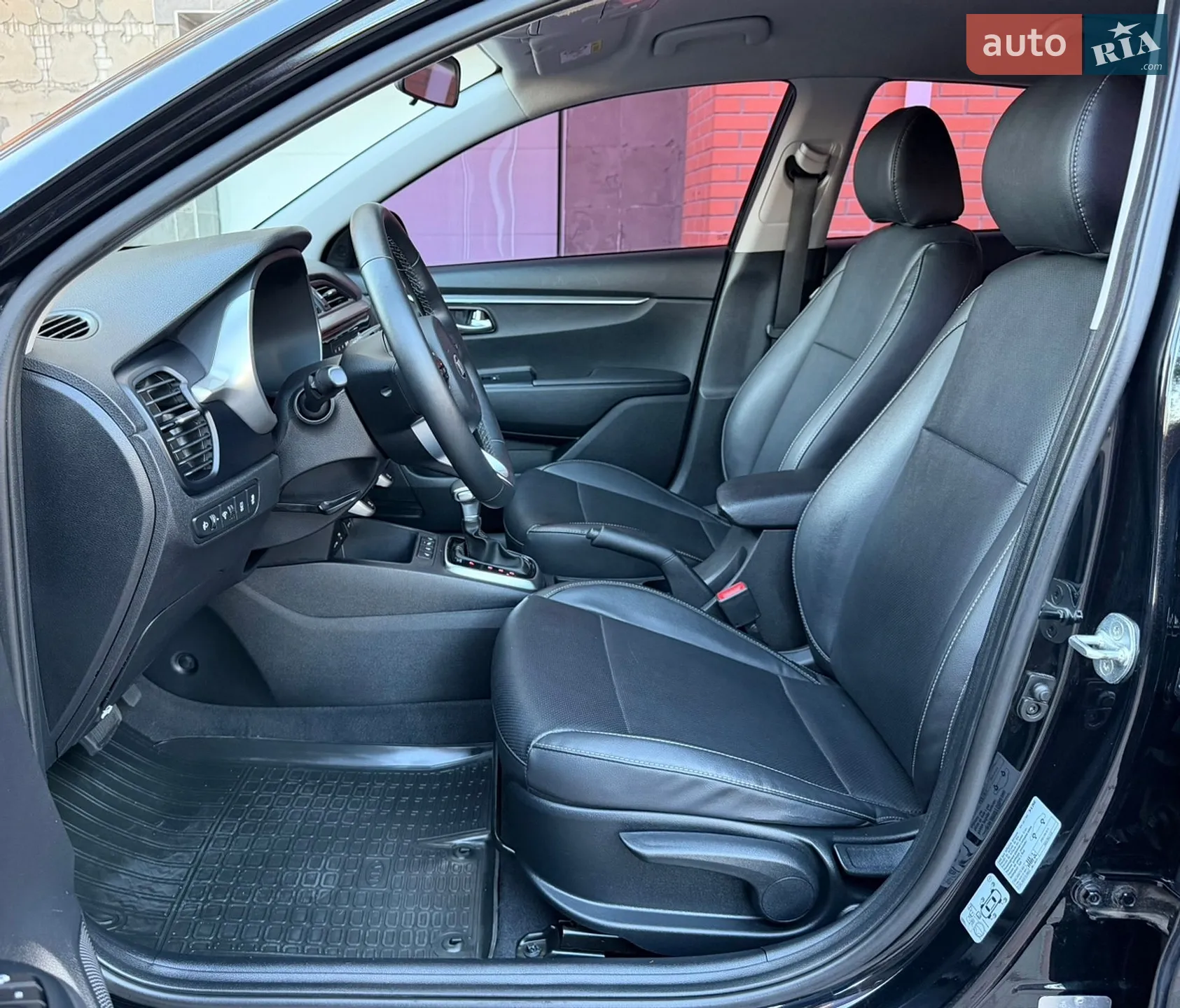 2021 Kia Rio - мініатюра 26
