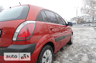 Хэтчбек Kia Rio 2008 в Харькове