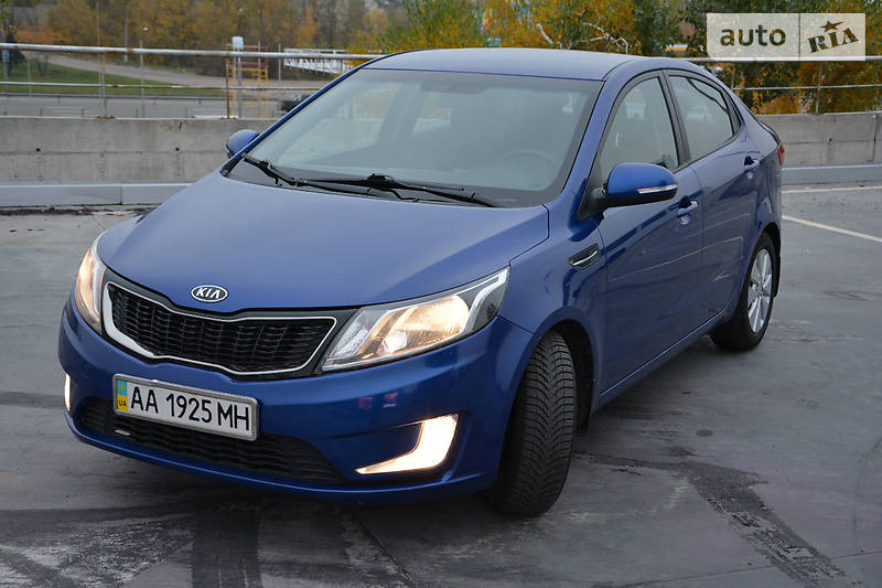 Седан Kia Rio 2012 в Киеве