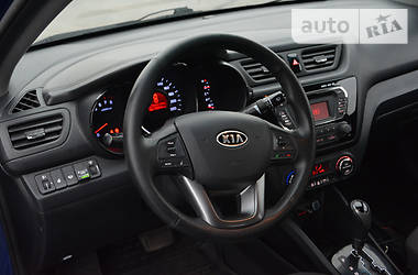 Седан Kia Rio 2012 в Киеве